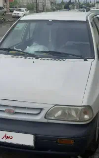 پراید مدل ۸۳ یه کف دست گلگیر عقب رنگ مابقی بی رنگ