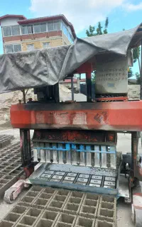 دستگاه بلوک زنی هیدرولیک ۶ تایی تک فاز در حد نو