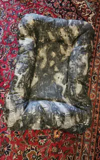 جای خواب تشک برزنتی و قلاده سگ و گربه