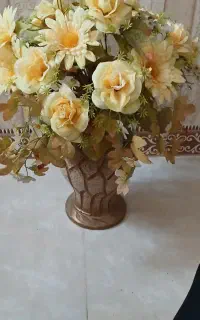 گلدان‌با‌‌گل‌‌‌مصنوعی
