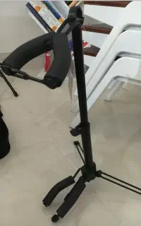 پایه ساز ویولن و سه تار