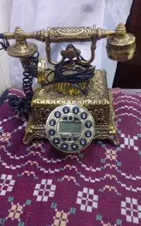 تلفن برنجی