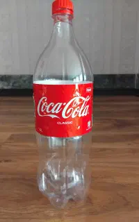بطری پلاستیکی نوشابه