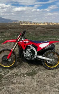 crf سی آر اف کراس 450 اسپیشیال مدل 2023