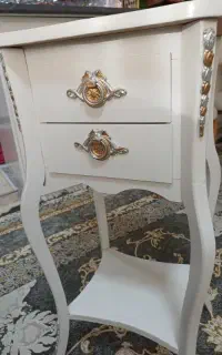میز تلفن در حد نو