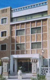 استخدام خانم جهت خانه داری در هتل زندیه