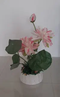 گل مصنوعی تزئینی