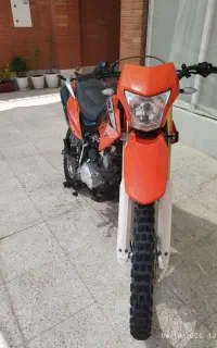 تریل mkz200