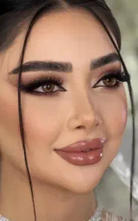 میکاپ و شنیون فقط ۴۰۰