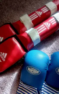 دستکش و روپاعی و لسه کومیته کاراته