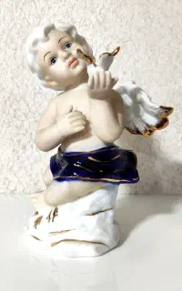 مجسمه طرح فرشته جنس چینی سورمه ای