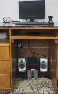 میز کامپوتر چوب روسی درجه 1