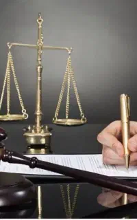 وکیل پایه یک با ۱۳سال سابقه مشاوره حضوری رایگان