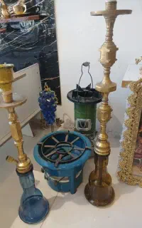 دو عدد قلیان برنجی و دو عدد چراغ لوکس