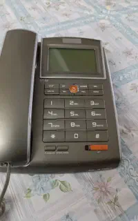 تلفن رومیزی سناتور