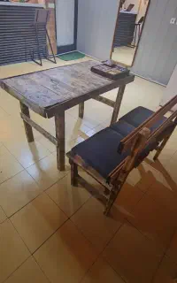 میز و صندلی