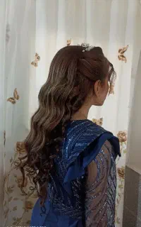 میکاپ و شینیون ۷۰۰