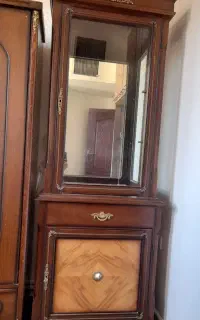 بوفه چوب در حد نو کمد دار