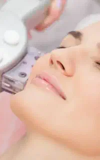 لیزرموهای زائد همراه باآفرویژه فصل