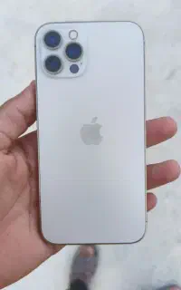 آیفون 12 پرو باتری 100