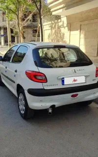 ۲۰۶ تیپ ۲ مدل ۱۳۸۲