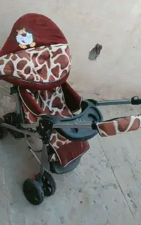 کالسکه کاملا سالم و تمیز