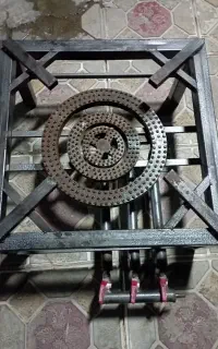 اجاق گاز چهار پایه