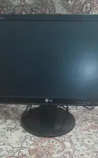 مانیتور LG 19اینچ سالم کم کار