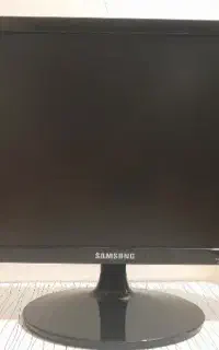 کیس و مانیتور