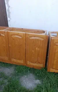 کابینت تمام چوب نراد همراه با سنگ روی کابینت