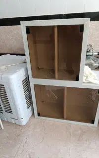 وسایل خانه باغ شامل کولر رومیزی وگاز و کابینت
