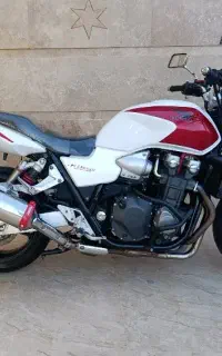 سی بی cb 1300
