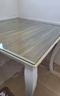 میزغذاخوری چهارنفره بدون صندل درحدنو