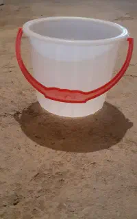 سطل ماست تازه دونه ای  ۳۰۰۰۰هزارتومان