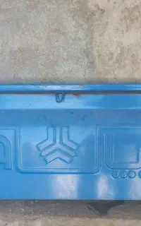 یک عدد درب عقب وانت نیسان