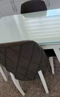 میزغذاخوری ۴نفره