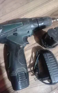 دریل شارژی