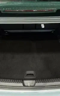 مرسدس بنز E200 مدل 2025