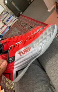 کفش سالنی اورجینال turf صفر حتی یکبارم پوشیده نشده