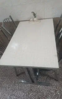 میز و صندلی