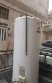 ابگرمکن زمینی در حد نو سالم بدون پوسیدگی