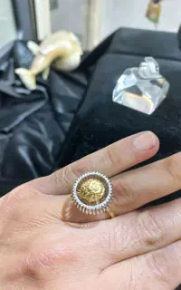 طلای دست دو و آب شده