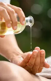حجامت ماساژ درمانی