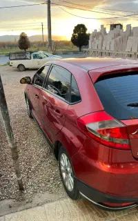 خودرو ام وی ام ۳۱۵ اکسنت