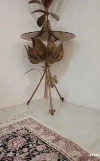 اباژورفلزی‌تزیینی‌خانه