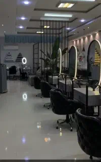واگزاری اتاق ولاین مژه و ناخن