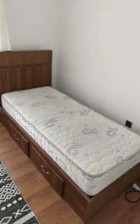 تخت و تشک یک نفره