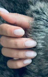 خدمات کاشت، لمینت و ژلیش ناخن