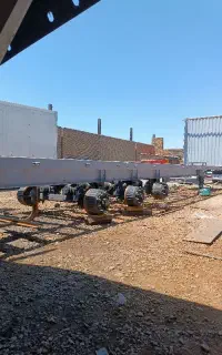 همکاری در کارگاه کانتینر سازی