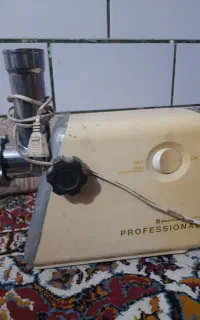 با سلام یک چرخ گوشت سالم و تمیز